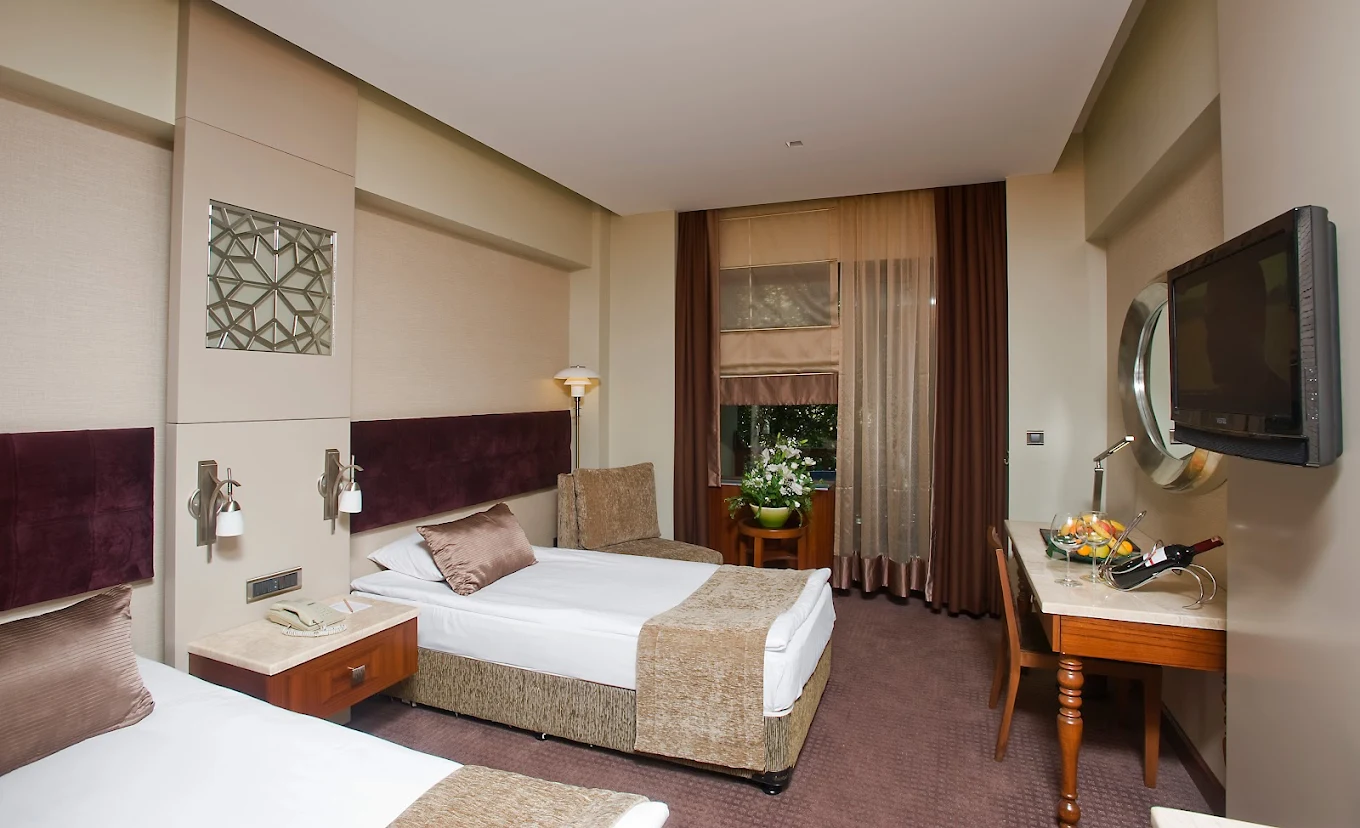 Kervansaray Thermal Hotel - Image 2